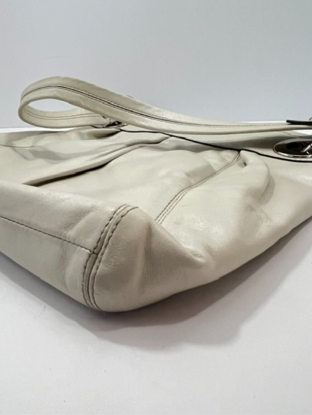 Coach Y2K Ashley Hippie Pearl White Leather Shoulder Bag F17605 chunky hardware - Picture 7 of 16